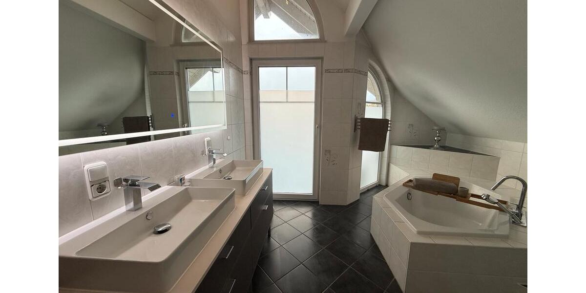 Einfamilienhaus Nettetal - 3.5 Zimmer, 163 m&sup2;, 699.000&euro; | Angebot:25635863