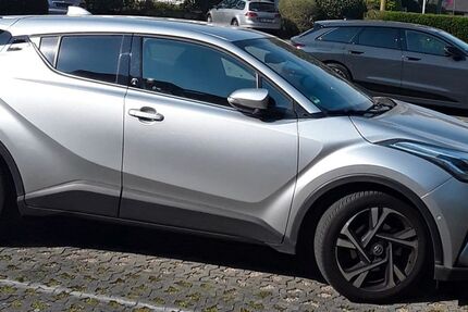 Toyota C-HR 22.500 km 24.000 &euro; TÖNISVORST 47918