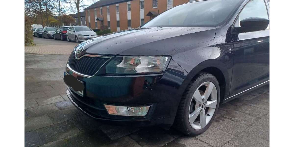 Skoda Rapid/Spaceback 155.800 km 5.995 &euro; Furth-Mitte (Neuss) 41462