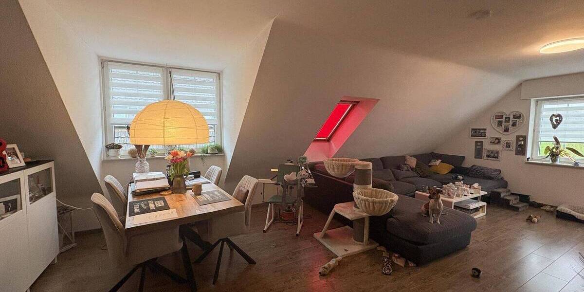Etagenwohnung Moers Kapellen-Mitte - 3 Zimmer, 110 m&sup2;, 289.000&euro; | Angebot:26092484