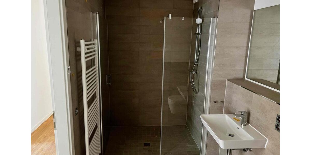 Etagenwohnung Düsseldorf Pempelfort - 4 Zimmer, 105 m&sup2;, 1.874&euro; | Angebot:25050575