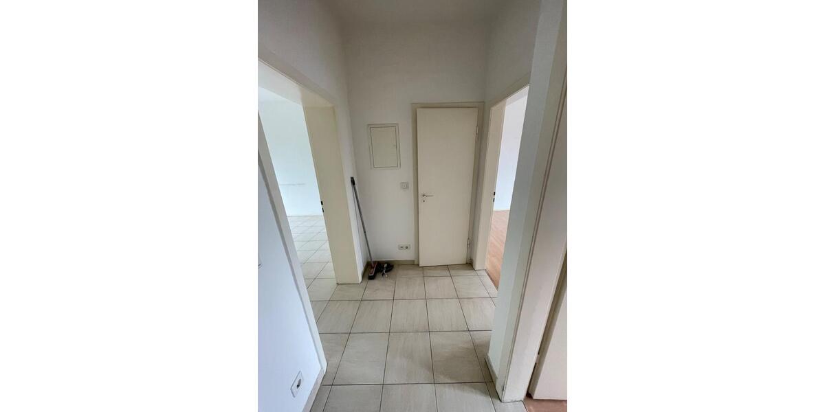 Etagenwohnung Krefeld - 2 Zimmer, 47 m&sup2;, 420&euro; | Angebot:26680743