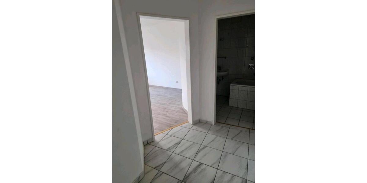 Etagenwohnung Mönchengladbach Süd - 3 Zimmer, 83 m&sup2;, 1.400&euro; | Angebot:25660321