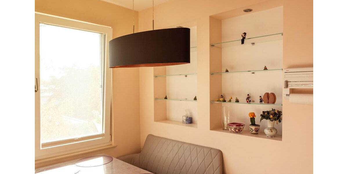 Etagenwohnung Düsseldorf Düsseltal - 2 Zimmer, 70 m&sup2;, 1.499&euro; | Angebot:26679382