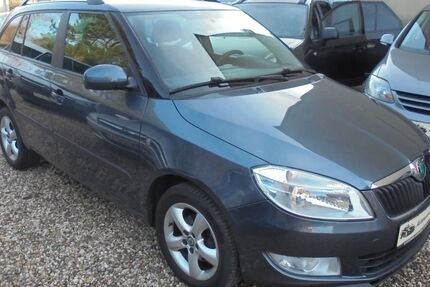 Skoda Fabia 207.500 km 2.999 &euro; Duisburg 47249