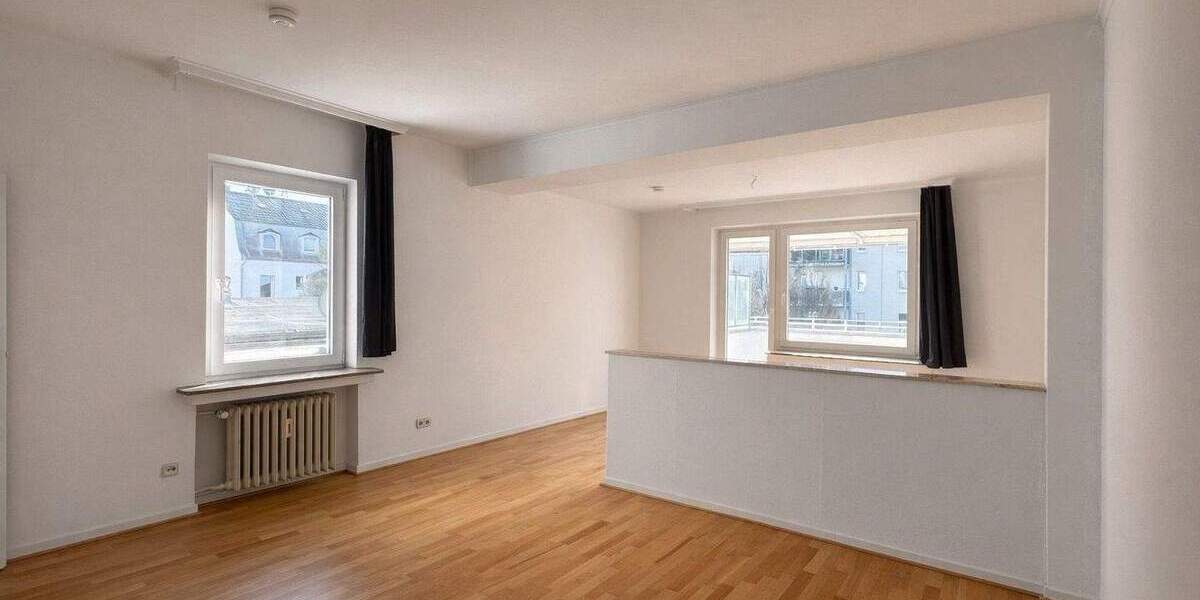 Etagenwohnung Krefeld Stadtmitte - 3 Zimmer, 97 m&sup2;, 625&euro; | Angebot:25796371