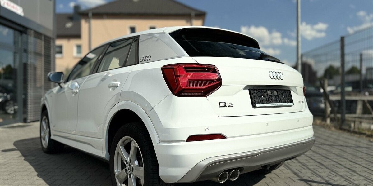 Audi Q2 35 TDI Sport / S Line / KeylessGO / AHK 55.000 km 24.680 &euro; Mönchengladbach 41066