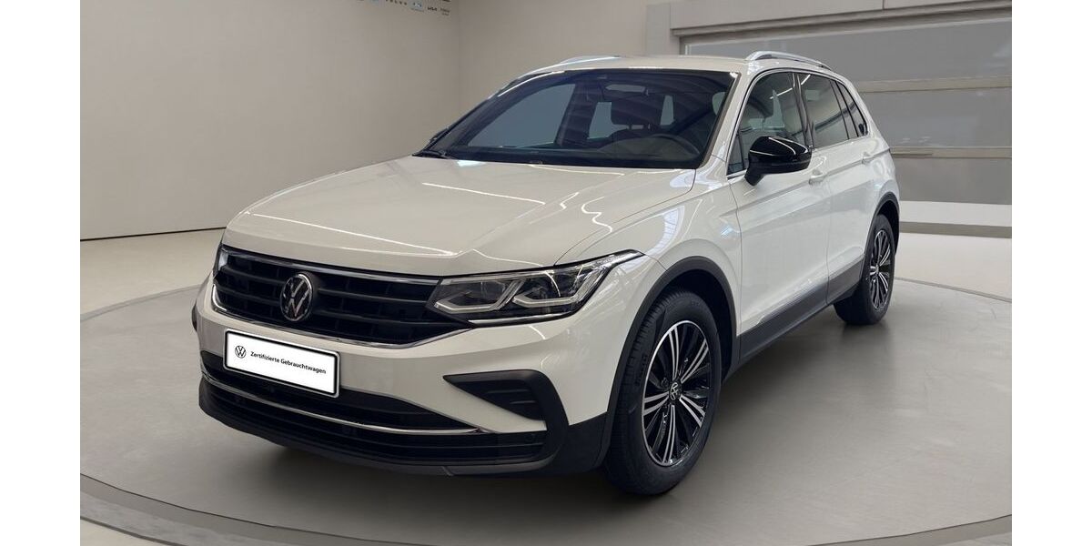 VW Tiguan 56.841 km 28.776 &euro; Krefeld 47805