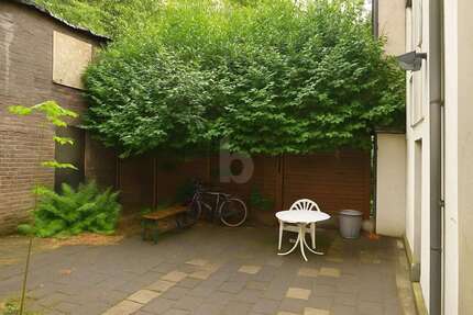 Haus Duisburg Laar - 13 Zimmer, 308 m&sup2;, 420.000&euro; | Angebot:26989979