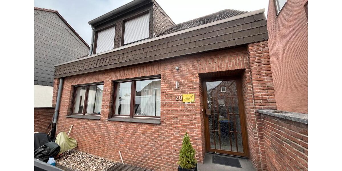 Einfamilienhaus Neuss Holzheim - 4 Zimmer, 114 m&sup2;, 380.000&euro; | Angebot:25976047