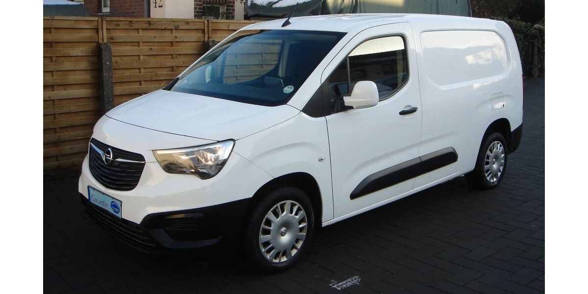 Opel Combo 99.800 km 10.880 &euro; Hilden 40721