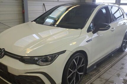 VW Golf 33.738 km 36.950 &euro; Hilden 40721