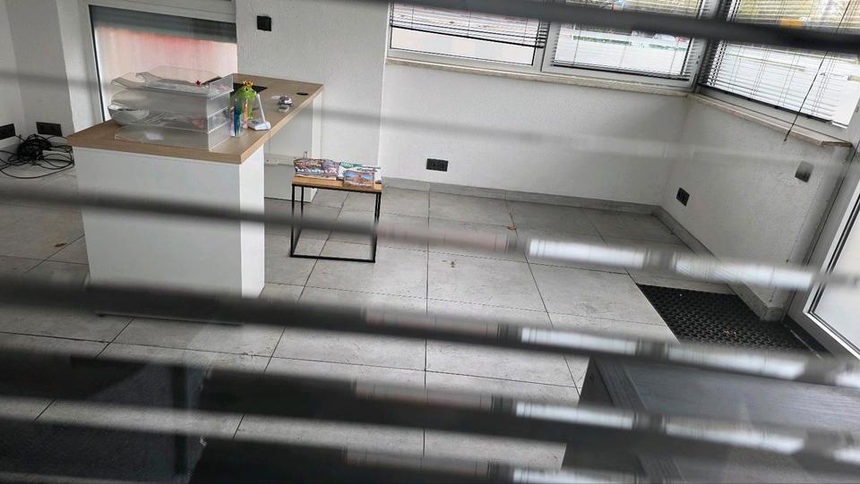 Gewerbeobjekt Neukirchen-Vluyn Vluyn - 1.800&euro; | Angebot:26015906