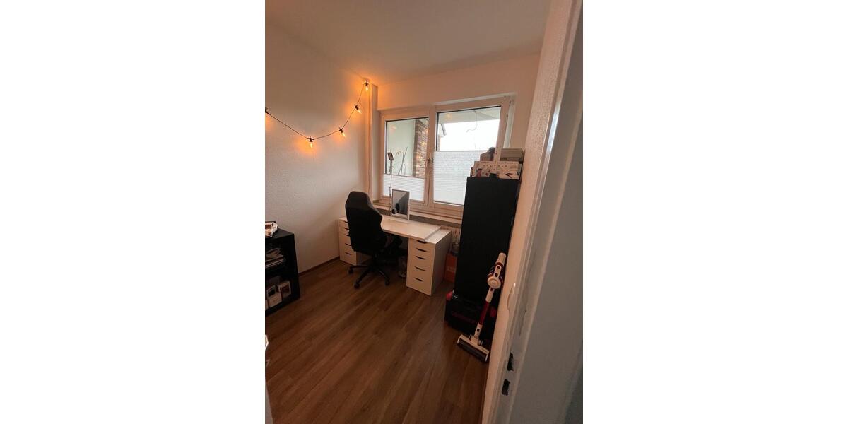 Etagenwohnung Meerbusch Necklenbroich - 3 Zimmer, 67 m&sup2;, 1.256&euro; | Angebot:26476717