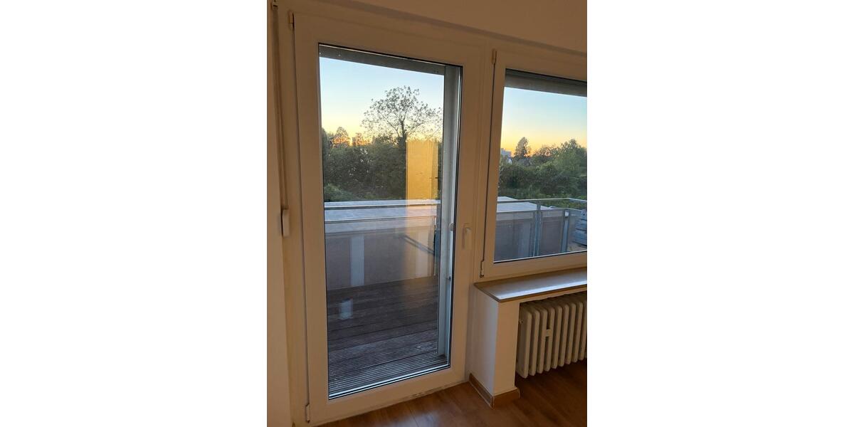 Etagenwohnung Mönchengladbach Ost - 3 Zimmer, 72 m&sup2;, 1.485&euro; | Angebot:26385457