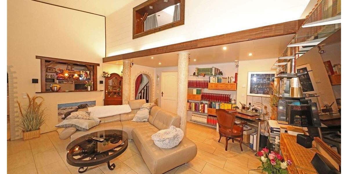 Reihenmittelhaus Düsseldorf Lierenfeld - 3 Zimmer, 130 m&sup2;, 425.000&euro; | Angebot:25695118