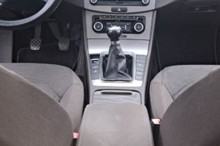 VW Passat 331.330 km 4.200 &euro; Grevenbroich 41517