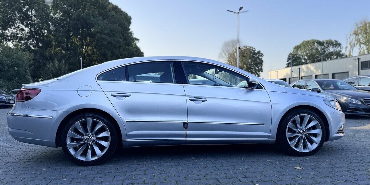 VW Passat CC Highline/Autom,/ Leder/PANO/5 Sitze 180.000 km 10.490 &euro; Mönchengladbach 41066