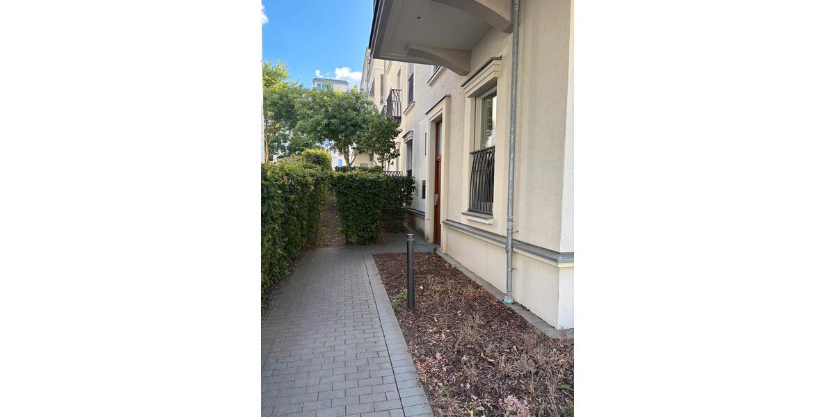 Etagenwohnung Düsseldorf Heerdt - 5 Zimmer, 198 m&sup2;, 1.500.000&euro; | Angebot:27109945