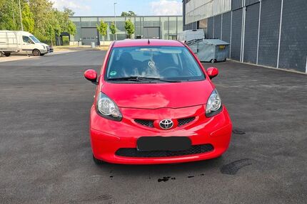 Toyota Aygo (X) 160.000 km 2.000 &euro; Hilden 40724