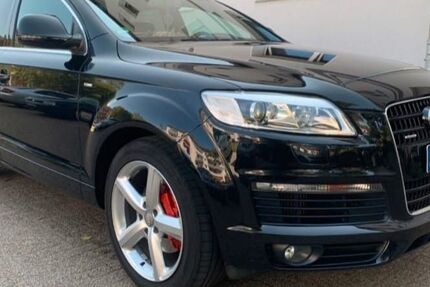 Audi Q7 244.000 km 9.890 &euro; Duisburg 47179
