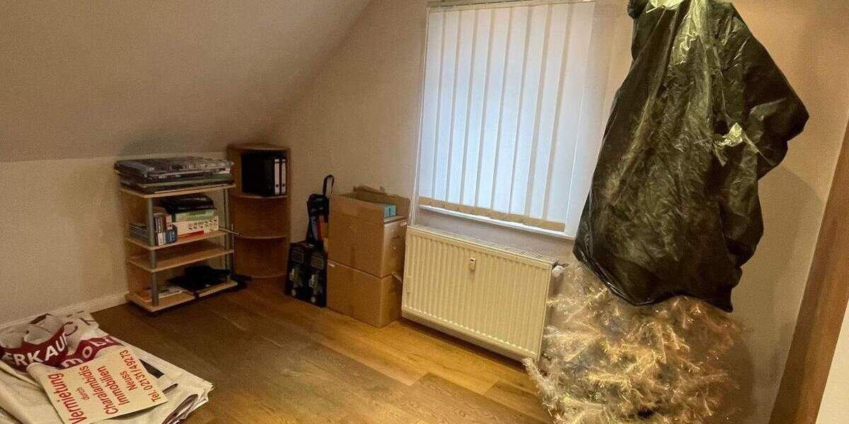 Gewerbeobjekt Neuss Furth-Mitte - 5 Zimmer, 91 m&sup2;, 1.795&euro; | Angebot:25726396