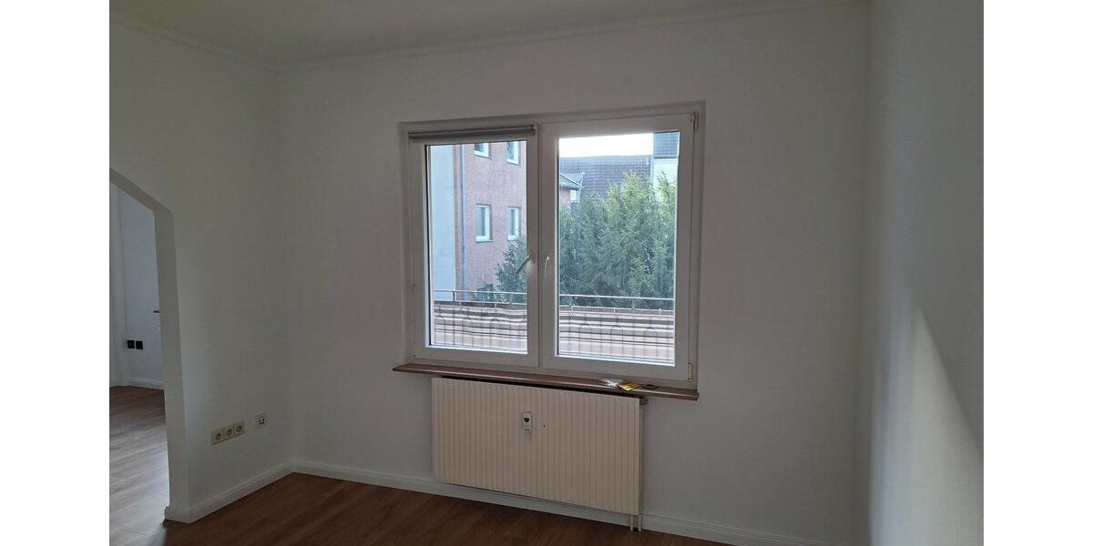 Etagenwohnung Krefeld Benrad - 2 Zimmer, 72 m&sup2;, 505&euro; | Angebot:25784062