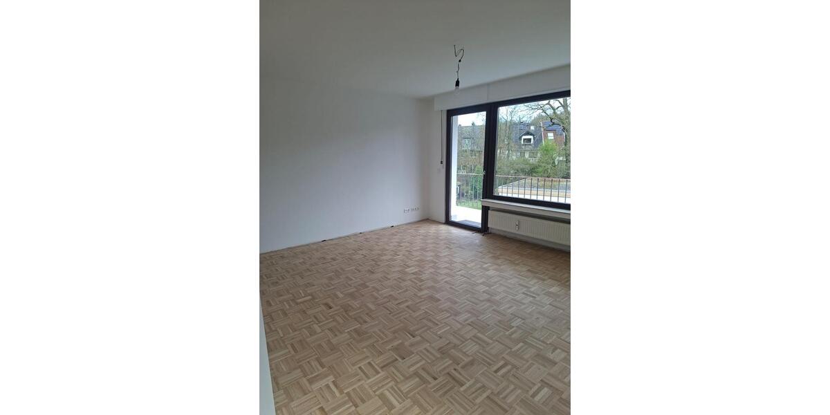 Etagenwohnung Mülheim an der Ruhr Broich - 3.5 Zimmer, 83 m&sup2;, 1.400&euro; | Angebot:25956687