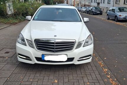 Mercedes-Benz E 200 224.000 km 9.000 &euro; Mönchengladbach 41061
