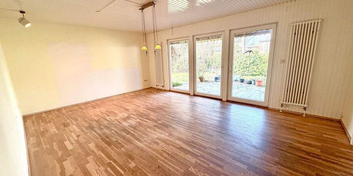 Einfamilienhaus Moers Utfort - 5 Zimmer, 203 m&sup2;, 400.000&euro; | Angebot:25684460