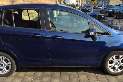 Ford B-Max 141.300 km 3.850 &euro; Mönchengladbach 41066