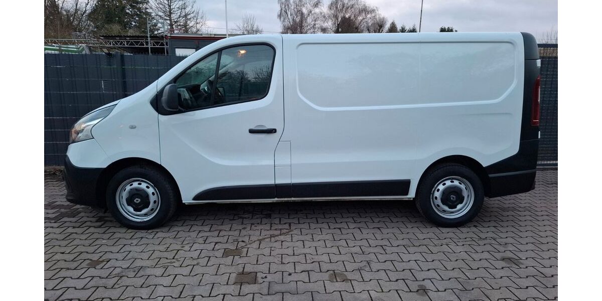 Renault Trafic 110.000 km 10.299 &euro; Düsseldorf 40627