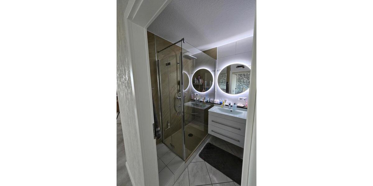 Etagenwohnung Ratingen Tiefenbroich - 3 Zimmer, 92 m&sup2;, 315.000&euro; | Angebot:25936143