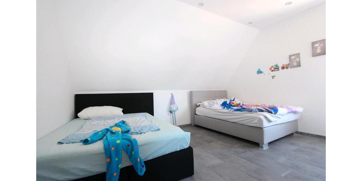 Einfamilienhaus Nettetal - 5 Zimmer, 150 m&sup2;, 430.000&euro; | Angebot:25852245