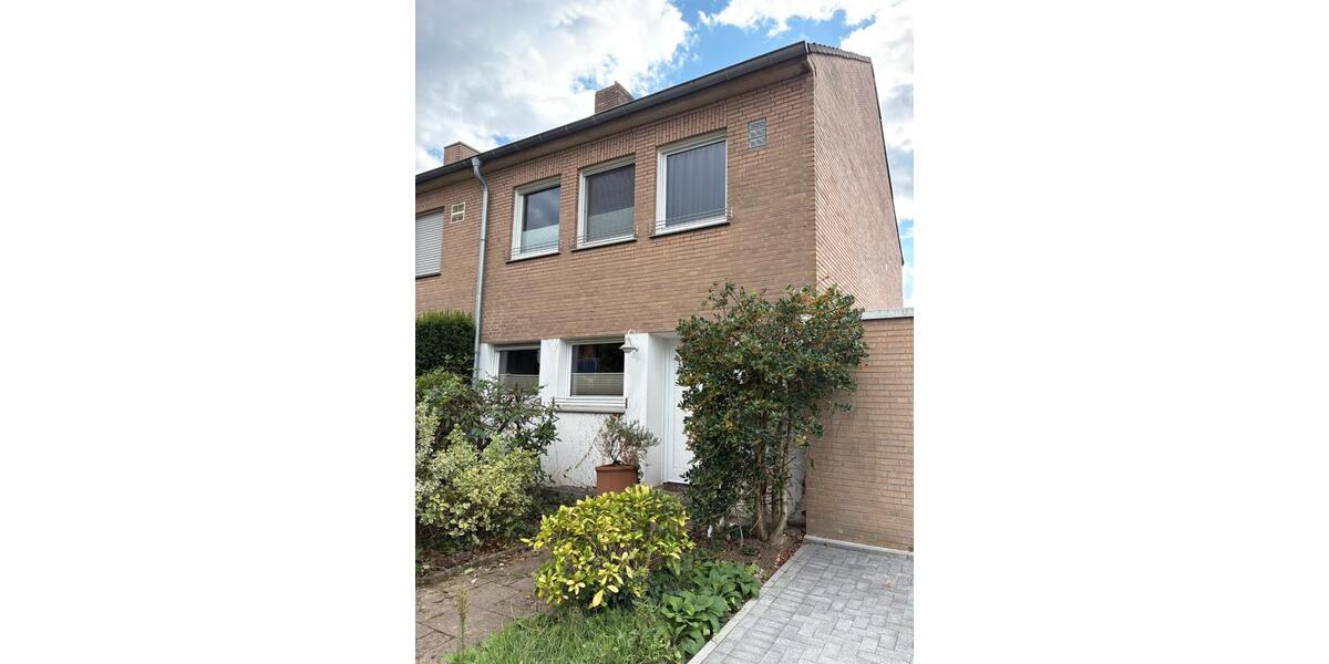 Einfamilienhaus Mönchengladbach Nord - 6 Zimmer, 105 m&sup2;, 1.185&euro; | Angebot:27615706