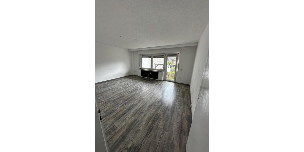 Erdgeschoßwohnung Mönchengladbach Süd - 2 Zimmer, 75 m&sup2;, 900&euro; | Angebot:26613572