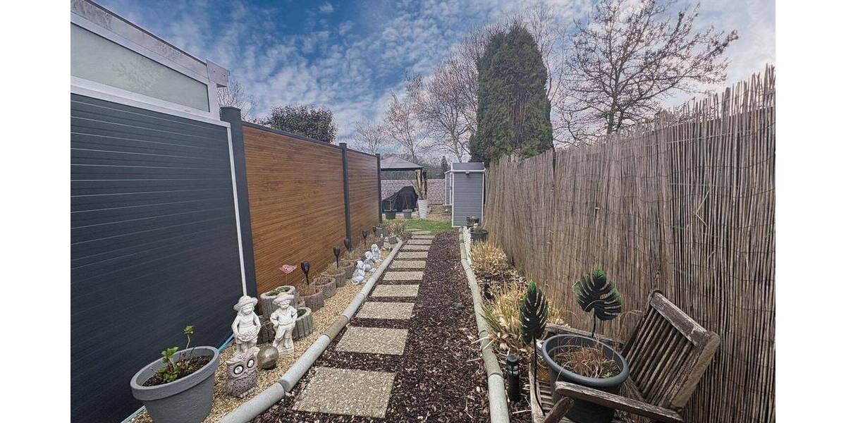 Etagenwohnung Moers Kapellen-Mitte - 3 Zimmer, 110 m&sup2;, 289.000&euro; | Angebot:26092484