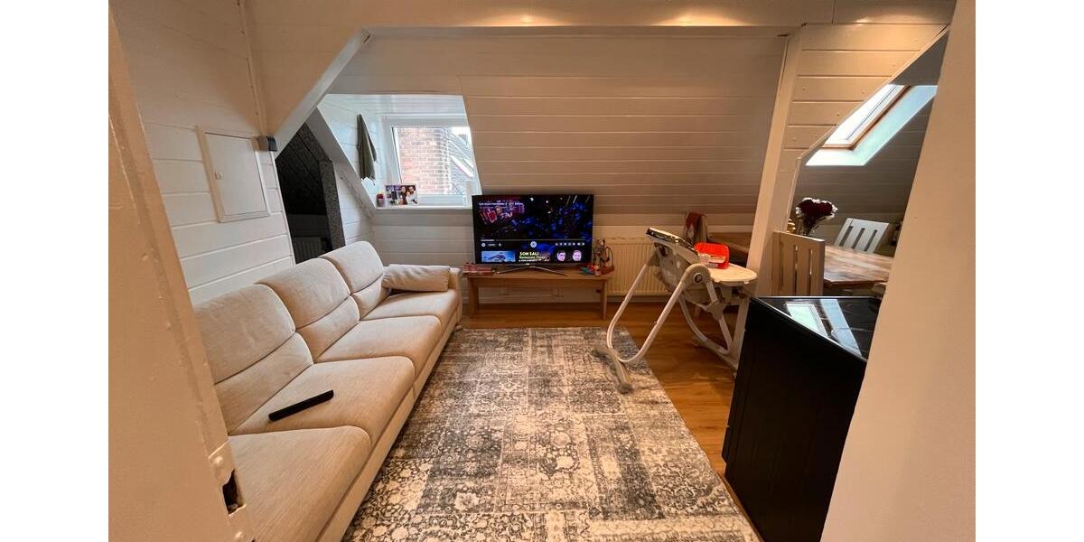 Dachgeschoßwohnung Viersen Hülsdonk - 3 Zimmer, 70 m&sup2;, 5.000&euro; | Angebot:25956769