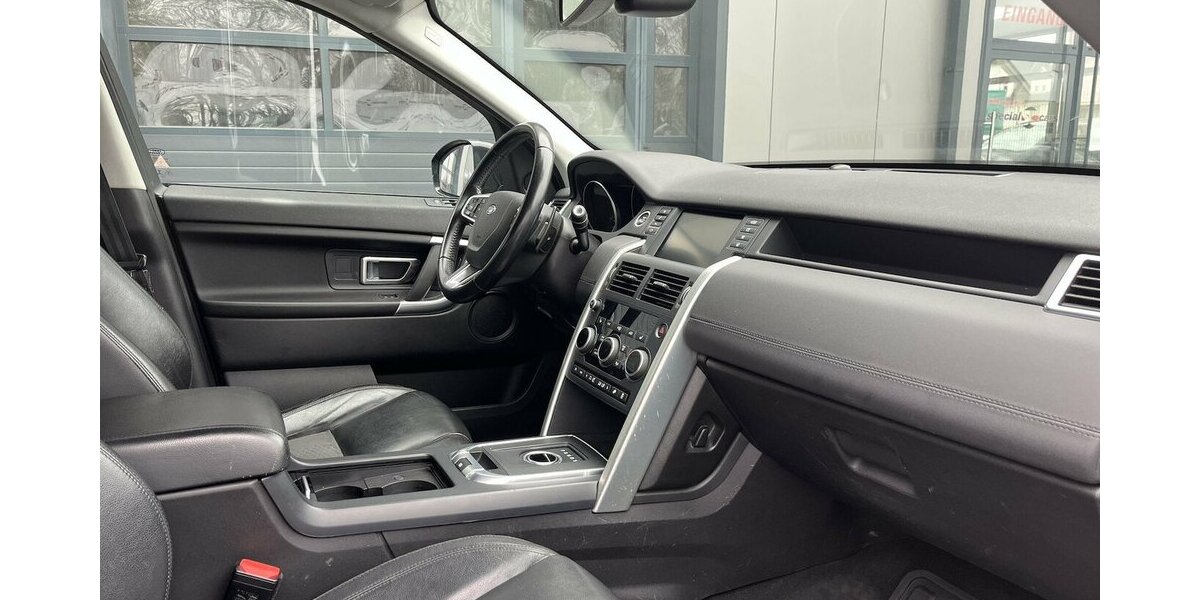 Land Rover Discovery Sport SE AWD/ Automatik/ Allrad/ Leder 206.000 km 10.490 &euro; Mönchengladbach 41066