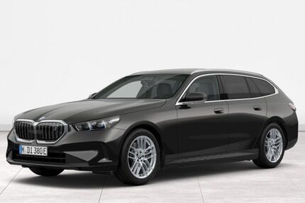 BMW i5 2.550 km 74.500 &euro; Duisburg 47119
