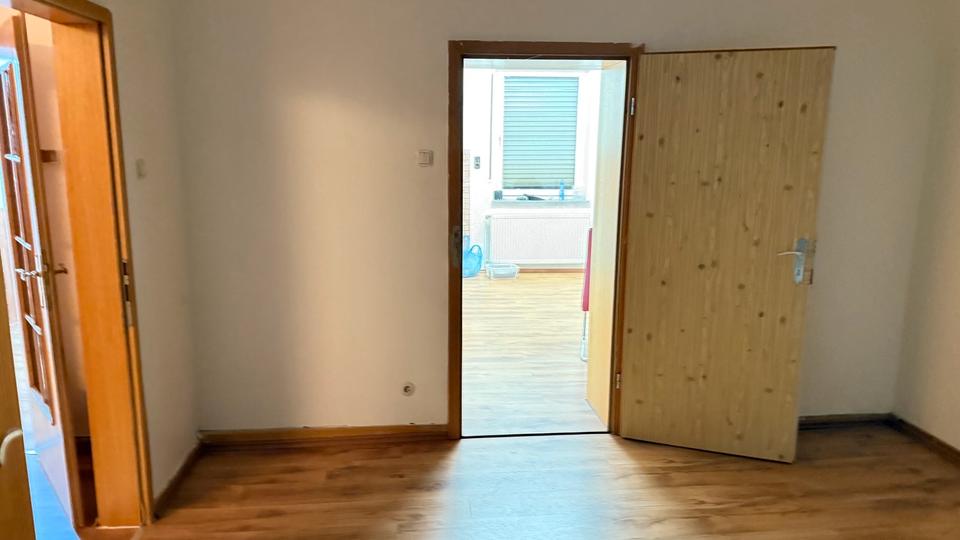 Etagenwohnung Duisburg Rheinhausen - 2 Zimmer, 60 m&sup2;, 625&euro; | Angebot:26036957