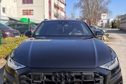 Audi Q8 82.000 km 55.000 &euro; Duisburg 47148