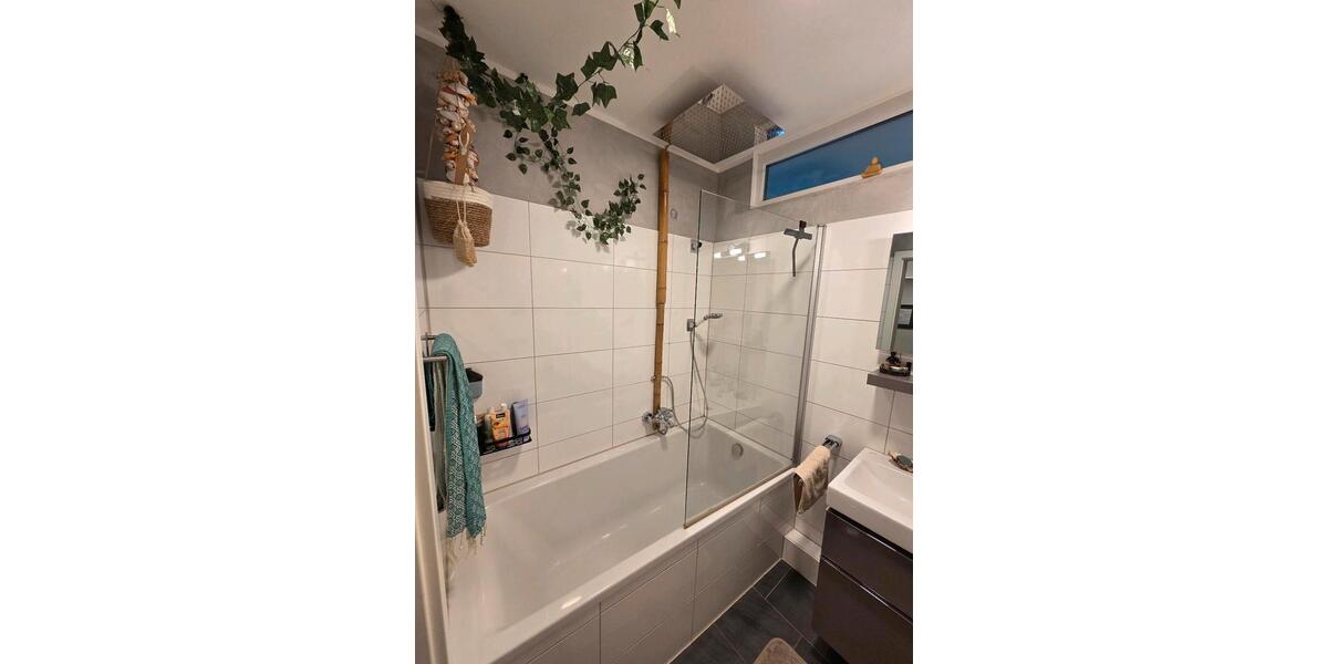 Etagenwohnung Duisburg Angerhausen - 3.5 Zimmer, 70 m&sup2;, 199.990&euro; | Angebot:26825704