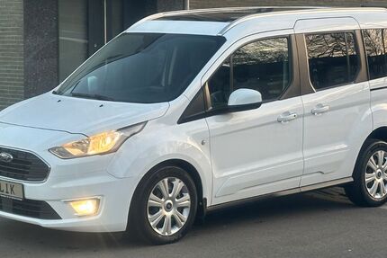 Ford Tourneo Connect 155.000 km 12.980 &euro; Duisburg 47138