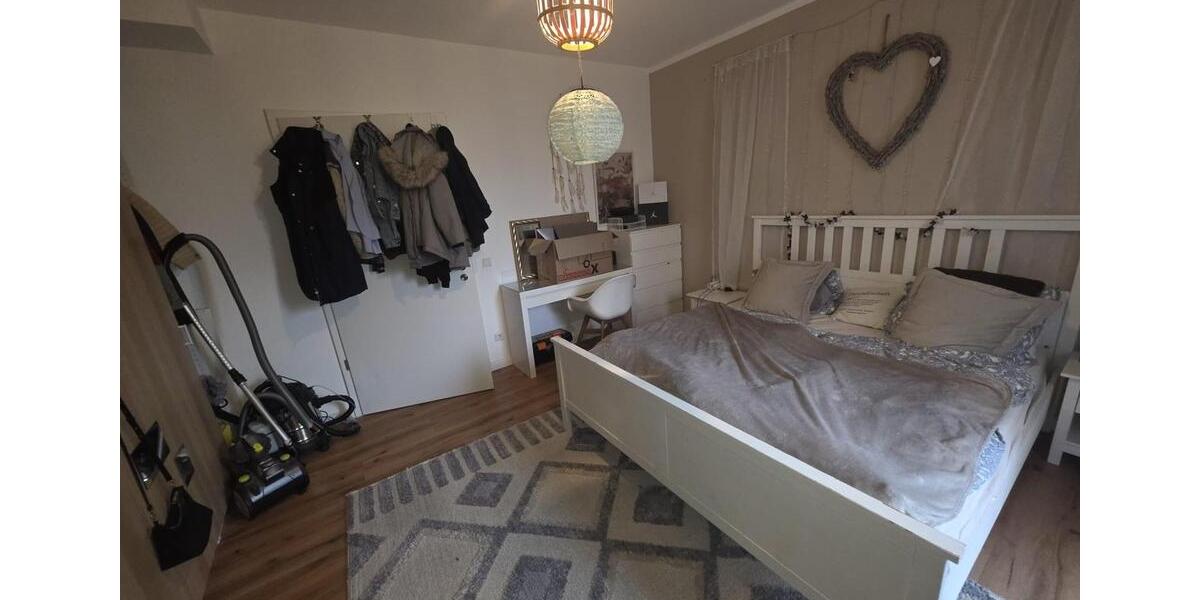 Erdgeschoßwohnung Krefeld - 2 Zimmer, 68 m&sup2;, 768&euro; | Angebot:25874903