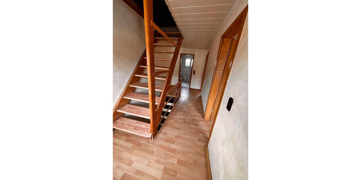 Reihenhaus Duisburg Hochheide - 3 Zimmer, 80 m&sup2;, 235.000&euro; | Angebot:26766270