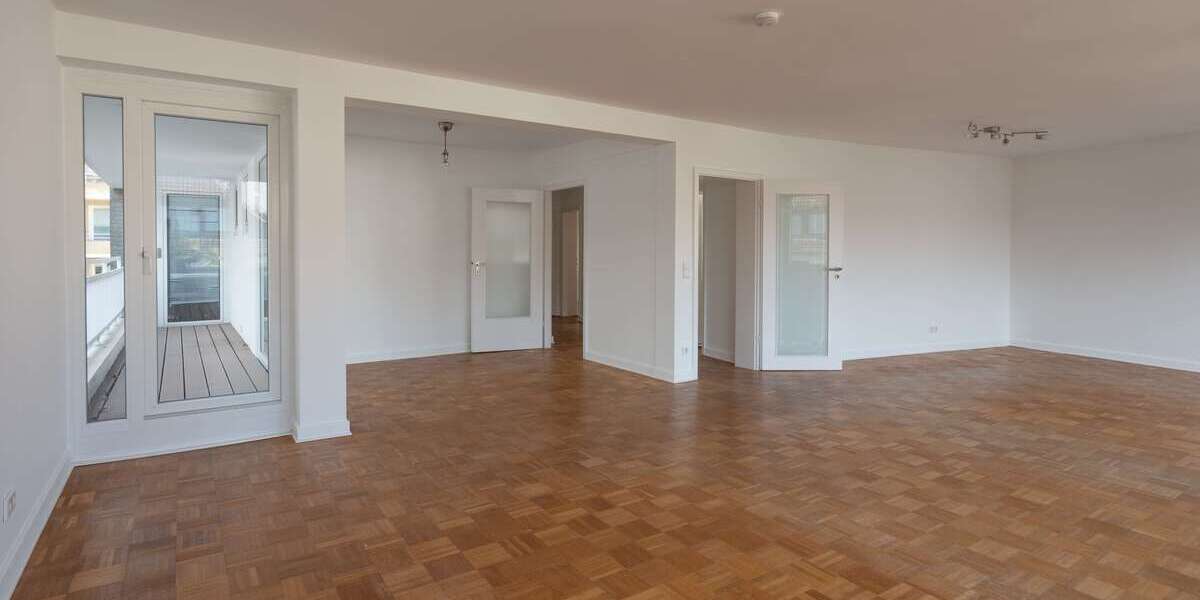 Etagenwohnung Düsseldorf Stadtbezirk 2 - 4 Zimmer, 125 m&sup2;, 1.950&euro; | Angebot:26028028