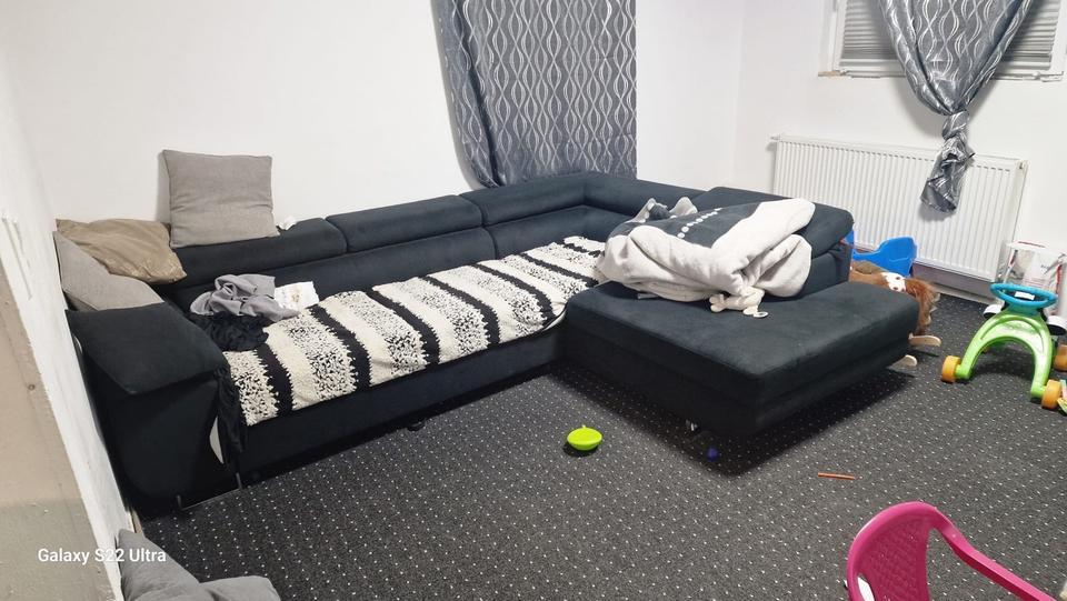 Erdgeschoßwohnung Grevenbroich Neuenhausen - 2.5 Zimmer, 70 m&sup2;, 700&euro; | Angebot:25987301
