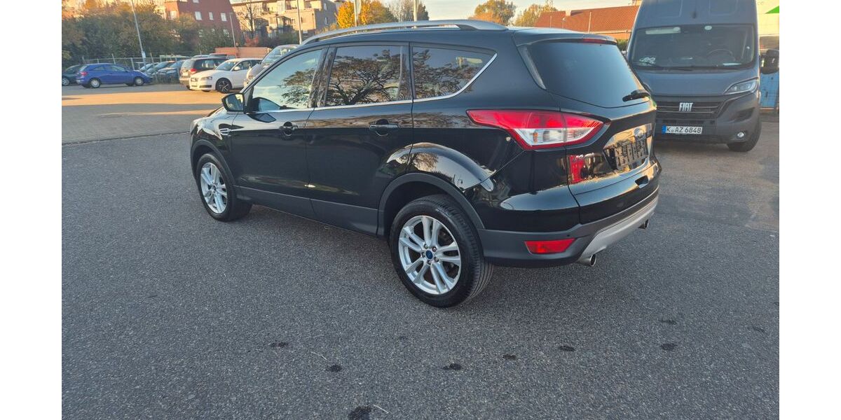 Ford Kuga 230.000 km 7.100 &euro; Grevenbroich 41515
