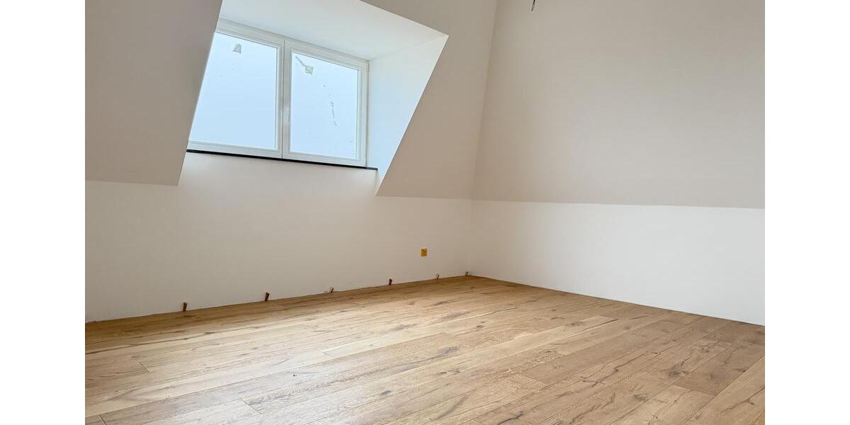 Etagenwohnung Mönchengladbach West - 3 Zimmer, 90 m&sup2;, 1.299&euro; | Angebot:25853457